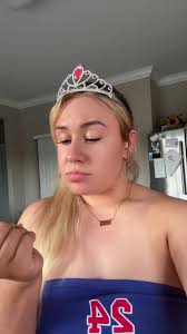 Mariah Cross Temple Iniversity