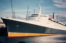 Cruise ships ship art submarines queen elizabeth sailing ships queens photo galleries engineering ocean. Queen Elizabeth 2 Wikipedia