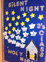 Discover 37 easy and/or diy christmas tuck away any extra tree trimmings that didn't make it onto your door. Pin On Preschool