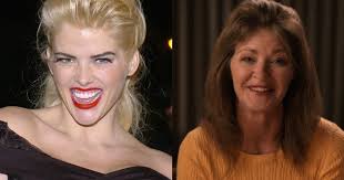 Anna Nicole Smith's 'secret' girlfriend says she 'married late model in the  backyard'