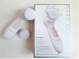 Macam mana pun mood berubah2 setiap hari, berus skinvigorate mary kay ni wajib ada. Skinvigorate Mary Kay Ladyanggun