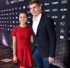 Esteban ocon's sweetheart girlfriend is elena berri. 2020 Update F1 Driver Girlfriends And Wives Full Photo Gallery