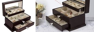 Her heart still skips a beat with every diamond or jewel you give her. The 20 Best Women S Jewelry Boxes Zen Merchandiser