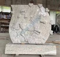 Artistic White Marble Tombstone Love Heart Headstone with Horse Carving