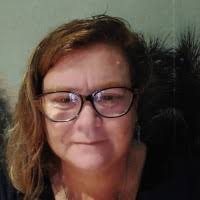 Lynette Smart's Instagram, Twitter & Facebook