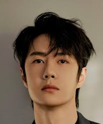 Wang Yi Bo (王一博)