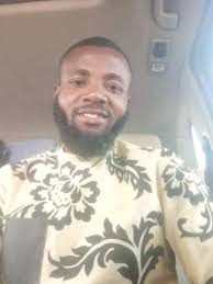 ARMY COMPRENHENSIVE HIGH SCHOOL AKURE** **1995 Set Of Old Students'  Association** **The alumni association provides a platform for alumni to  reminisce about their school days, sharing stories and cherished  memories.** **I am