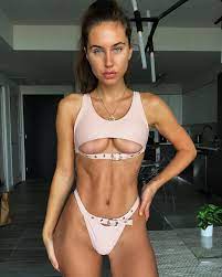 Brit Manuela Porn Pic - EPORNER