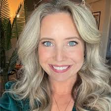 Being a high-performing working parent in the summer can feel like running  two marathons at once—while juggling flaming batons.