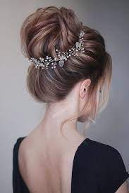 38 Trendy Wedding Hairstyles For Round Faces Bridesmaid Hair Up Wedding Hair Up Long Hair Designs