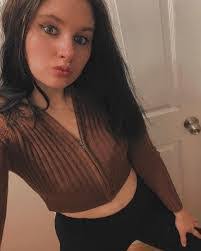 Briana Cano's Instagram, Twitter & Facebook