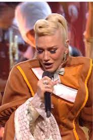 Gwen Stefani's Epic 'Hollaback Girl' Performance at AMAs 2025 | TikTok
