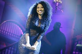 nicki minaj earns new no 1 makes history on mainstream