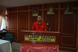 Pengusaha kuari tersebut telahpun mendapatkan kebenaran dalam bentuk permit borang 4c dari pejabat tanah slim river. Pdt Slim River Official Slim River Government Organization Facebook