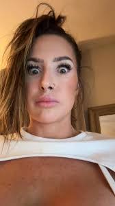 Eunice Ryan's Instagram, Twitter & Facebook