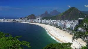 Foto's, het weer, hotels, beoordelingen, wanneer te gaan copacabana beach is een van de visitekaartjes van rio de janeiro. Shutterstock