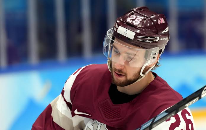 Balinskis noslēdz līgumu ar NHL klubu Floridas “Panthers” | liepajniekiem.lv