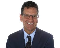 Tim Milo's Instagram, Twitter & Facebook