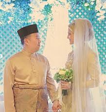 Yang berbahagia cik puan sofie louise johansson (dilahirkan pada 6 jun 1986 di rystad, linköping, östergötland, sweden) merupakan isteri kepada yang teramat mulia dr. Dipuji Sering Hadiri Acara Rakyat Kenali Cik Puan Sofie Louise Johansson Isteri Tengku Mahkota Kelantan