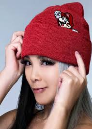 Bioworld X Nintendo Super Mario Peek-a-Boo Red Beanie KC9FQVSMB00PP00