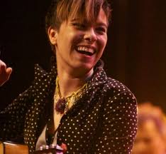 Multinverso: Mayra Corrêa Aygadoux