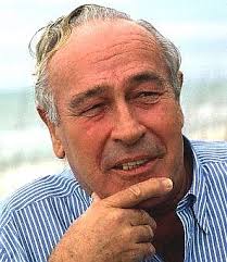 ROBERT LUDLUM