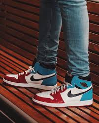 Jordan 1 Retro High Fearless Unc Chicago In 2020 Jordan Casual Shoes Air Jordans Jordan Fashions