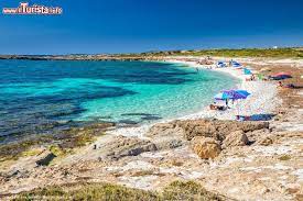 Corso di formazione il bilancio sociale. Le Spiagge Piu Belle Di Oristano Attrezzate Libere E Con Acqua Bassa