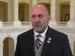 Politicus uit verenigde staten van amerika. La Congressman Clay Higgins Says He Will Object To Certification Of Electoral College Votes
