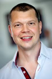 Örebroföretag designar ordningsvakternas kläder