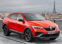 Space for storage, storage area, and even more storage space. Renault Arkana 2022 Azh Cars