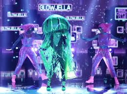 Nur einen tag ist es. How To Watch The Masked Singer Tonight 12 2 20 Time Channel Stream Pennlive Com
