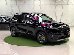 The Kia Seltos Dark Edition Seems Inspired From Tata Harrier Kia Tata Harrier
