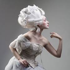 papercraft wigs by russian artist asya kozina that mimic the over the top hairstyles of men and women during the baroque era barock perucke perucken barock