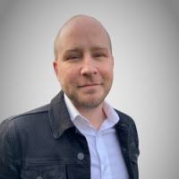 70+ "Eamonn" profiles