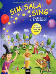 Das Sim Sala Sing Gitarrenbuch Band 1 Von Hackl Stefan Langer Michael Im Stretta Noten Shop Kaufen In 2020 Liederbuch Lied Singen