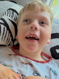 Aloe Propolis creme alla dar i veckan. Hör av dig om du vill testa.