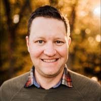 Danielle Pharr's Instagram, Twitter & Facebook