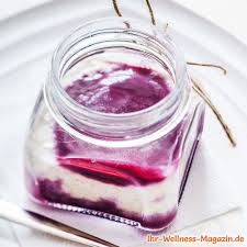 Ein paar wirsingchips selber machen low carb. Beeren Quarkspeise Zum Mitnehmen Gesundes Low Carb Rezept Furs Fruhstuck