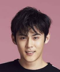 Aaron Devivo's Instagram, Twitter & Facebook