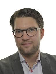 Eftersom det, inom politiken, i många år lagts mer fokus på att utesluta sverigedemokraterna har man misslyckats med att förbereda sig. Sverigedemokraterna Riksdagen