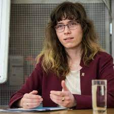Uvedla jen, že oznámení podala. Hana Lipovska On Twitter Ct 14 00 Https T Co Ukypeujvwo Twitter
