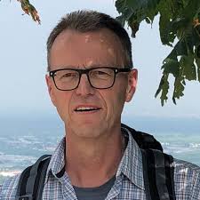 18-helmut-weber-beisitzer-und-ehrenvorsitzender-2