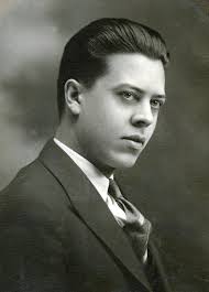 Pilgrim II, December, 1976 in Channahon, iL Our home for almost 2 years."  -- group member Cheryl Van Abbema