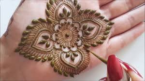 Henna, otherwise called mehandi, is something that each young lady cherishes. Gol Tikki Beautiful Full Hatheli Mehndi Design With Simple Trick How To Apply This Mehndi Design Youtube