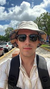 Thank you to everyone who recommended nancy @ studio 201! She is amazing!  Highly highly recommend.