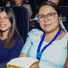 😀 Iniciamos la semana acompañando el lanzamiento de “Al Borde de la  Extinción”, una producción audiovisual que visibiliza los esfuerzos del  país por proteger y conservar su riqueza natural. La articulación entre