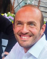 🗣️"¿Como se explica la aparición de los gigantes más altos de la  historia?" Martin Franke y Juan Tena del #CABD con los equipos de Adrian  Daly & Giampaolo Trivellin han estudiado las