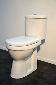 staande toilet coco verhoogd toilet complete badkamer wit