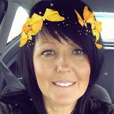 Amanda Siddall's Instagram, Twitter & Facebook